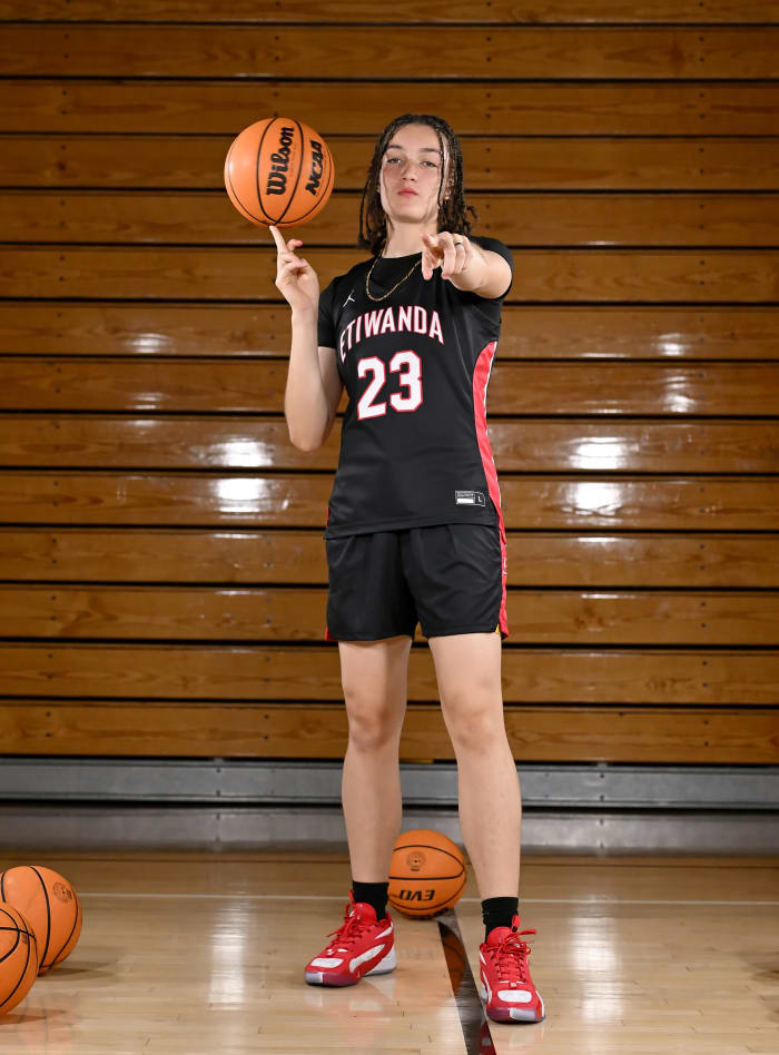 Etiwanda girls basketball, Grace Knox